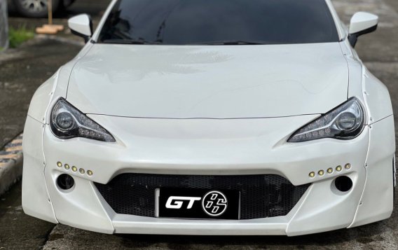 White Toyota 86 2018 for sale in Manila-4