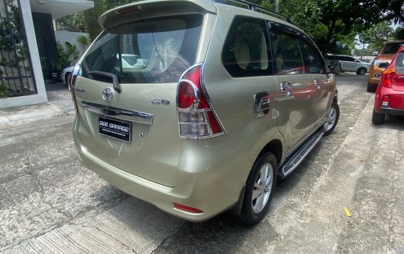 White Toyota Avanza 2015 for sale in Quezon City-4