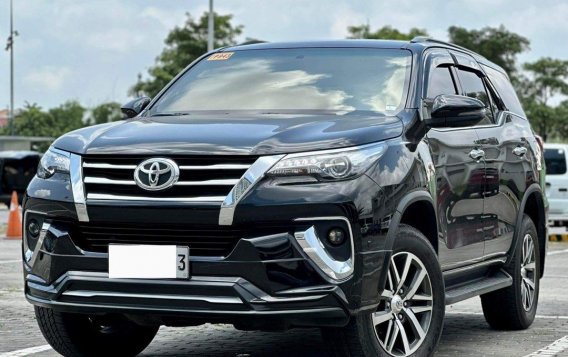 Sell White 2019 Toyota Fortuner in Makati-1