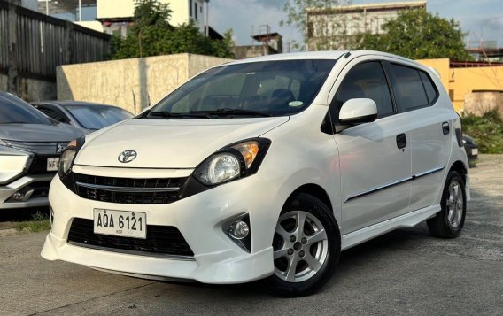 White Toyota Wigo 2015 for sale in Pasig