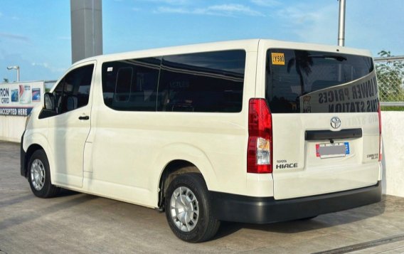 White Toyota Hiace 2022 for sale in Manila-5
