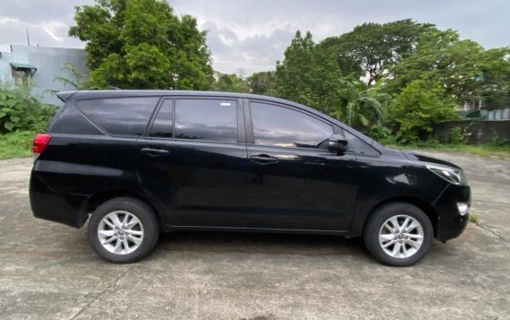 White Toyota Innova 2019 for sale in Quezon City-3
