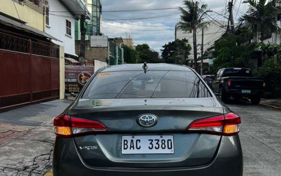 Selling White Toyota Vios 2022 in Quezon City-5