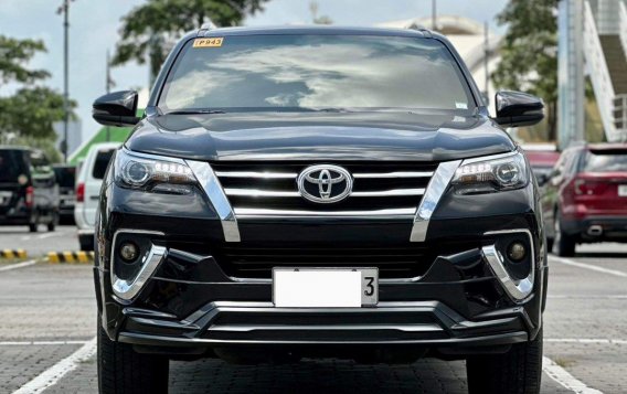 Sell White 2019 Toyota Fortuner in Makati-2