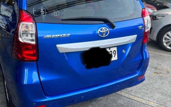 Selling White Toyota Avanza 2018 in Pasig-3