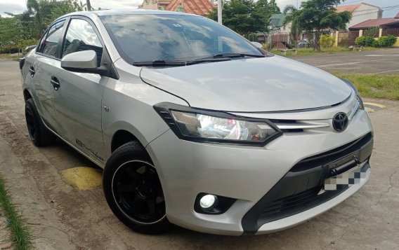 White Toyota Vios 2017 for sale in Cabiao-3