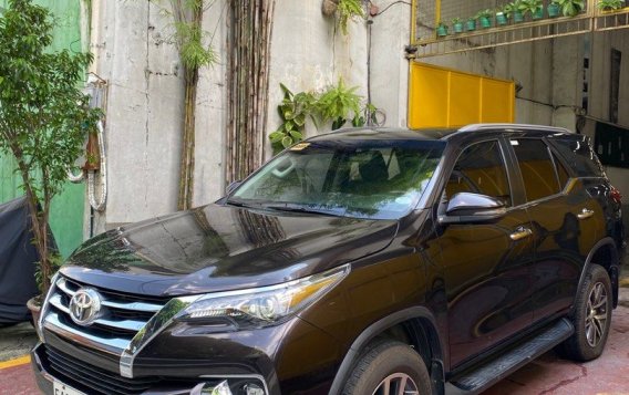 White Toyota Fortuner 2018 for sale in Automatic-1