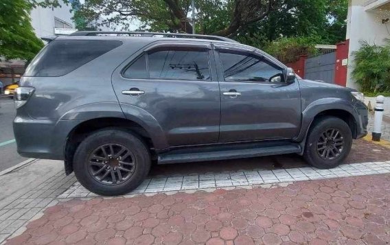 White Toyota Fortuner 2014 for sale in Manila-5