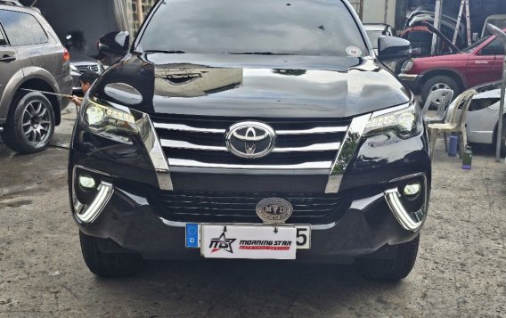 White Toyota Fortuner 2018 for sale in Automatic