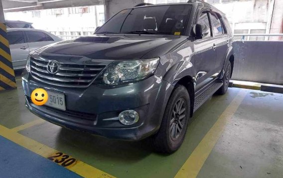 White Toyota Fortuner 2014 for sale in Manila-1