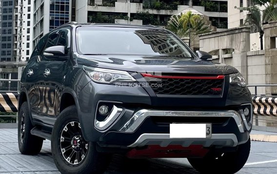 2017 Toyota Fortuner  2.4 G Diesel 4x2 AT in Makati, Metro Manila