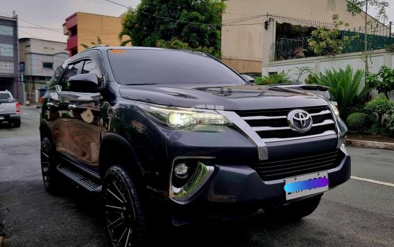 2019 Toyota Fortuner  2.4 V Diesel 4x2 AT in Pasay, Metro Manila-1