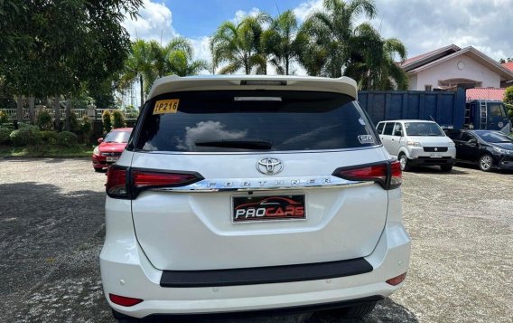 Pearl White Toyota Fortuner 2019 for sale in Automatic-3