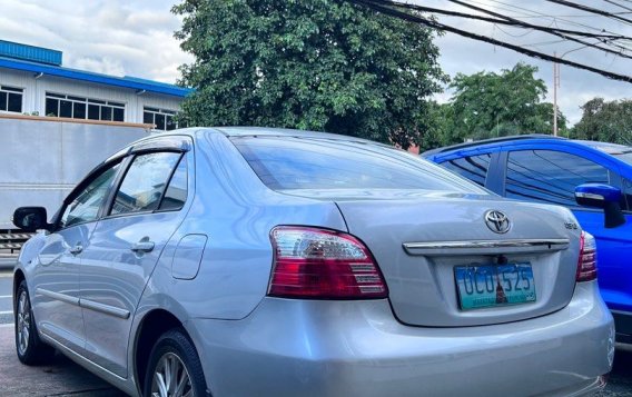 Silver Toyota Vios 2013 for sale in Automatic-4