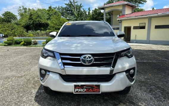 Pearl White Toyota Fortuner 2019 for sale in Automatic-1