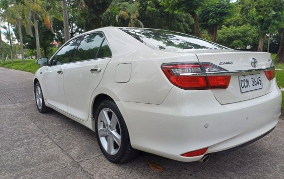 Sell White 1988 Toyota Camry in Manila-5