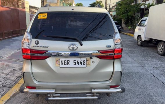 Selling White Toyota Avanza 2021 in Quezon City-4