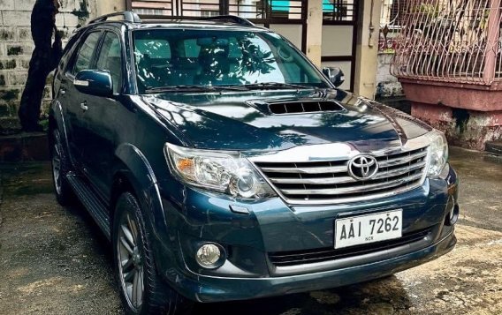 White Toyota Fortuner 2014 for sale in Manila