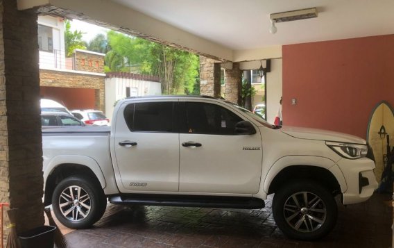White Toyota Hilux 2019 for sale in Automatic-3