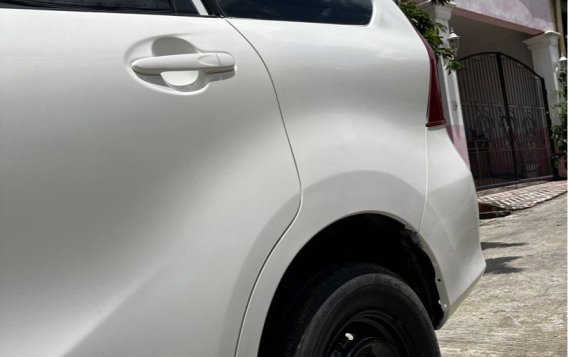 Sell White 2012 Toyota Avanza in Manila-5