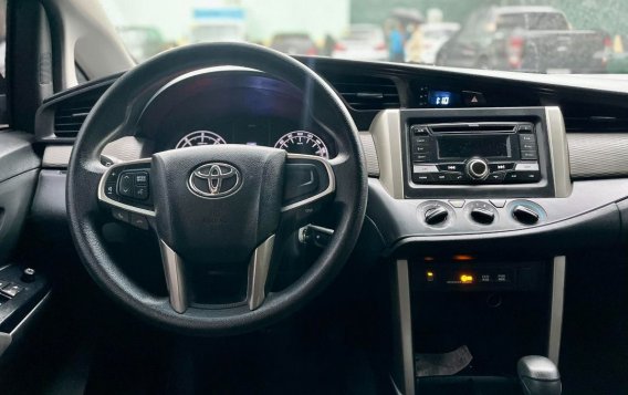 White Toyota Innova 2020 for sale in Automatic-6