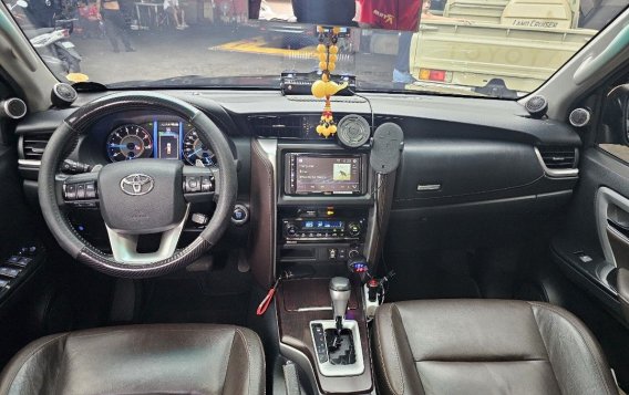 White Toyota Fortuner 2018 for sale in Automatic-7