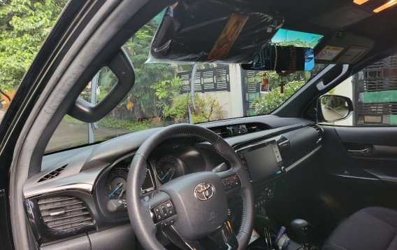 Sell White 2021 Toyota Hilux in Muntinlupa-4