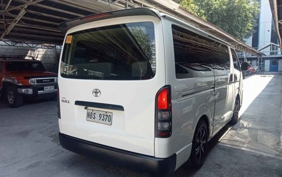 Selling White Toyota Hiace 2019 in Pasay-6