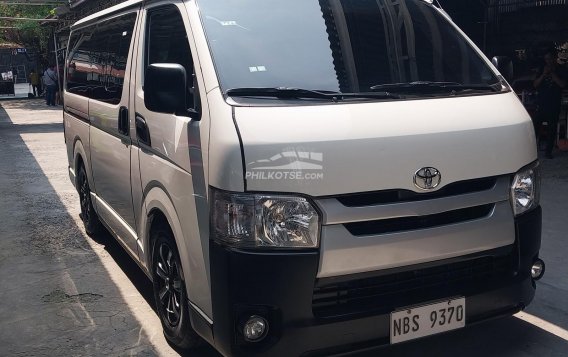 2019 Toyota Hiace  Commuter 3.0 M/T in Pasay, Metro Manila-2