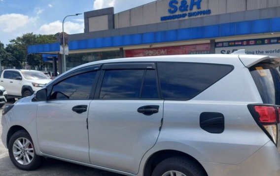 Sell White 2019 Toyota Innova in Quezon City-7