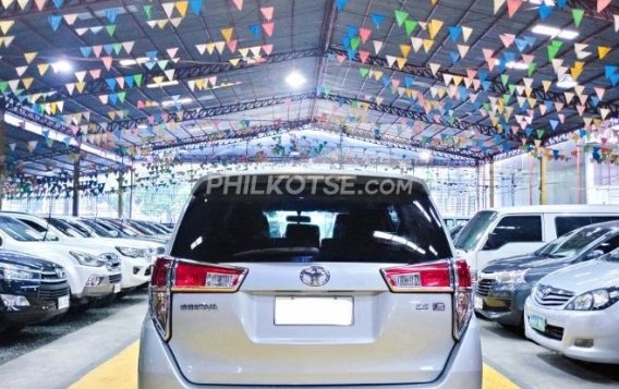 2020 Toyota Innova  2.8 E Diesel AT in Quezon City, Metro Manila-4