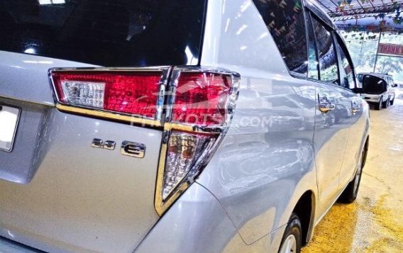 2020 Toyota Innova  2.8 E Diesel AT in Quezon City, Metro Manila-3