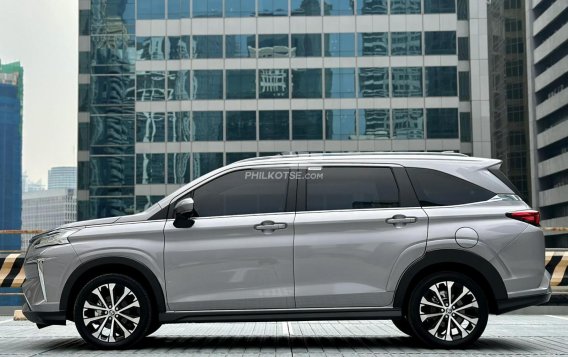 2023 Toyota Veloz in Makati, Metro Manila-8