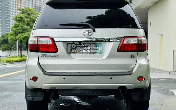 2010 Toyota Fortuner in Makati, Metro Manila-9