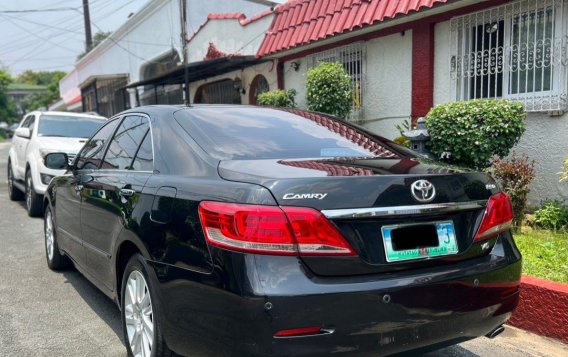 White Toyota Camry 2010 for sale in Quezon City-4