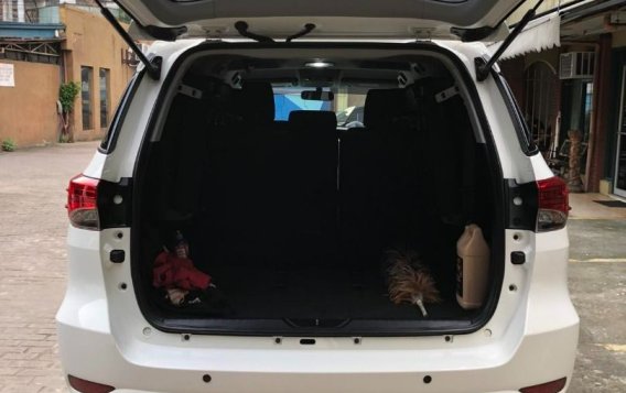 Sell White 2017 Toyota Fortuner in Quezon City-5