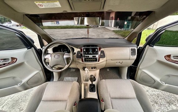 White Toyota Innova 2016 for sale in Automatic-6