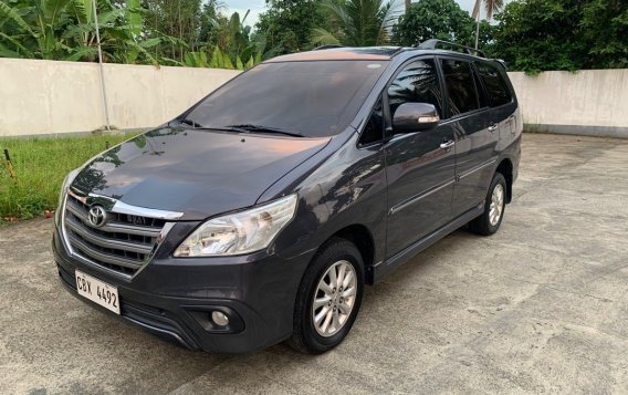 White Toyota Innova 2016 for sale in Automatic-7