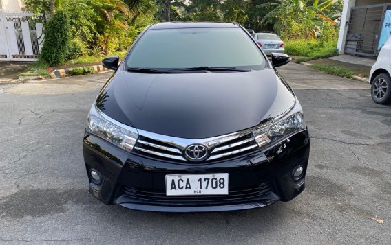 Sell White 2014 Toyota Corolla altis in Quezon City-2
