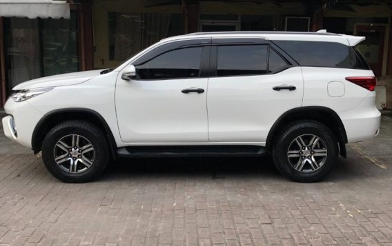 Sell White 2017 Toyota Fortuner in Quezon City-8