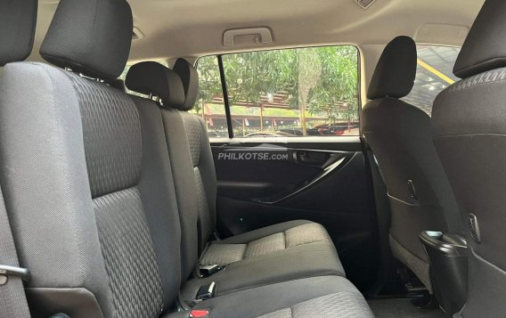 2020 Toyota Innova  2.8 E Diesel AT in Manila, Metro Manila-11