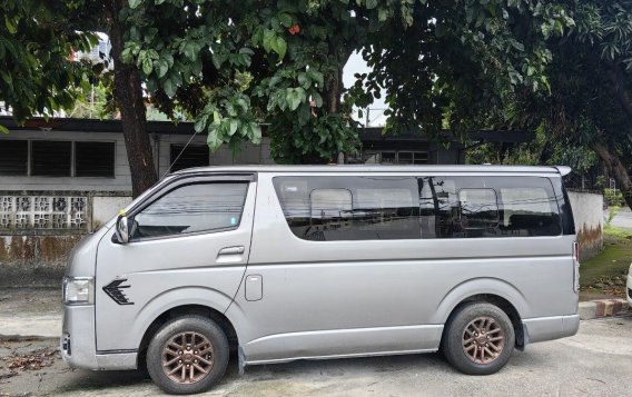 Sell White 2016 Toyota Hiace in Quezon City-1