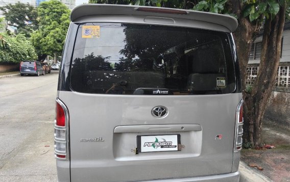 Sell White 2016 Toyota Hiace in Quezon City-2