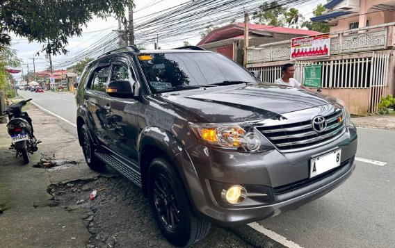 Selling White Toyota Fortuner 2015 in Silang-7