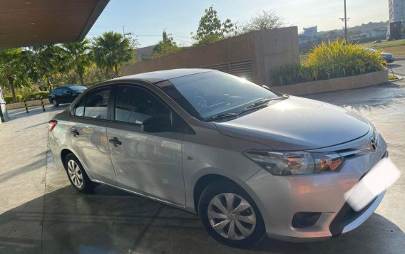 Selling Silver Toyota Vios 2017 in Biñan-1