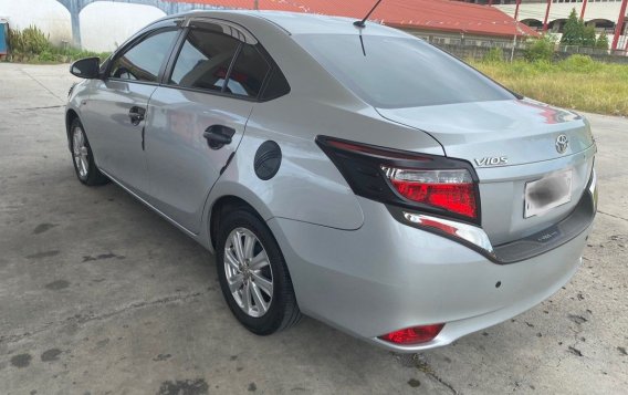 Sell White 2016 Toyota Vios in Makati-3