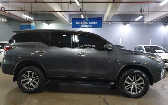 2018 Toyota Fortuner  2.4 V Diesel 4x2 AT in Quezon City, Metro Manila-6