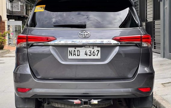 2017 Toyota Fortuner  2.4 V Diesel 4x2 AT in Manila, Metro Manila-3