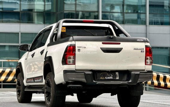 2019 Toyota Hilux  2.4 G DSL 4x2 A/T in Makati, Metro Manila-12