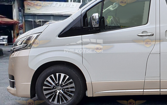2020 Toyota Hiace Super Grandia Elite 2.8 AT in Pasig, Metro Manila-4